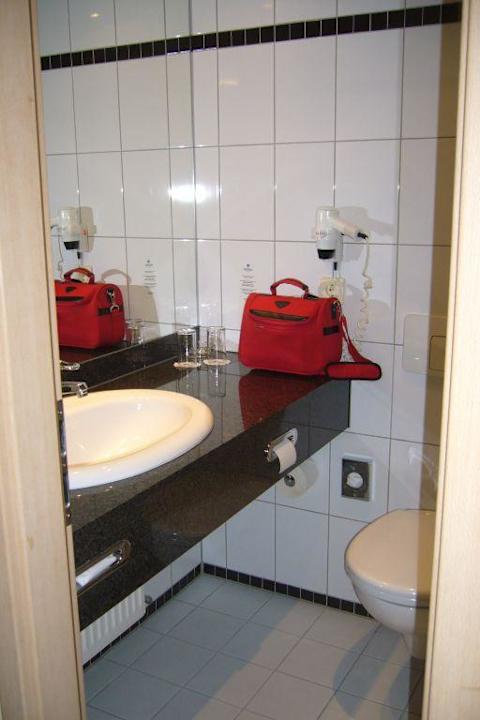 Badezimmer Vienna House Easy Berlin