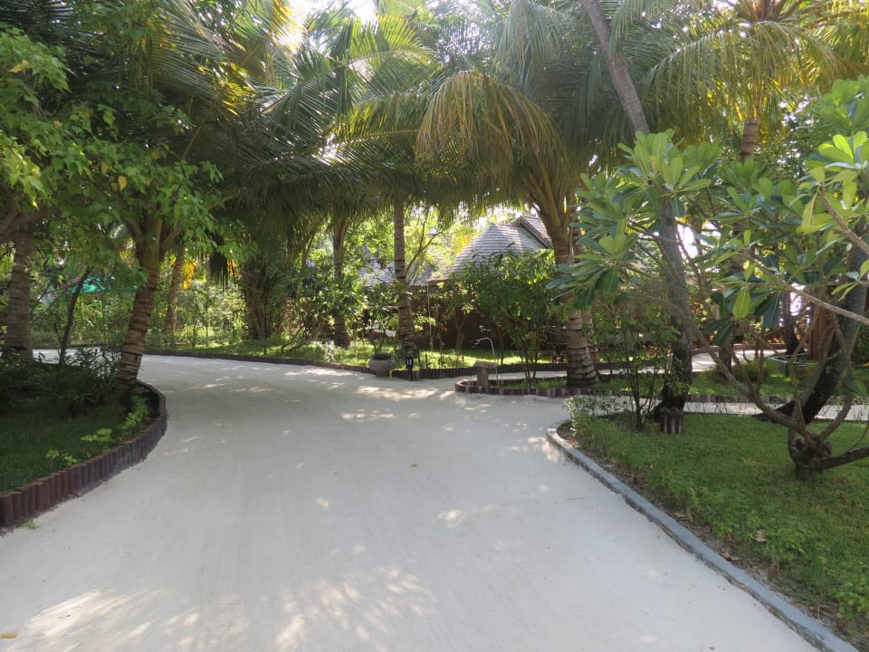 Weg innerhalb der Insel Sun Siyam Olhuveli