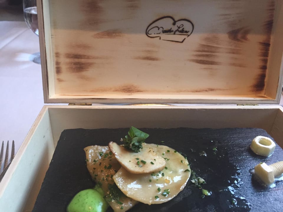 Gastro Hotel Trofana Royal