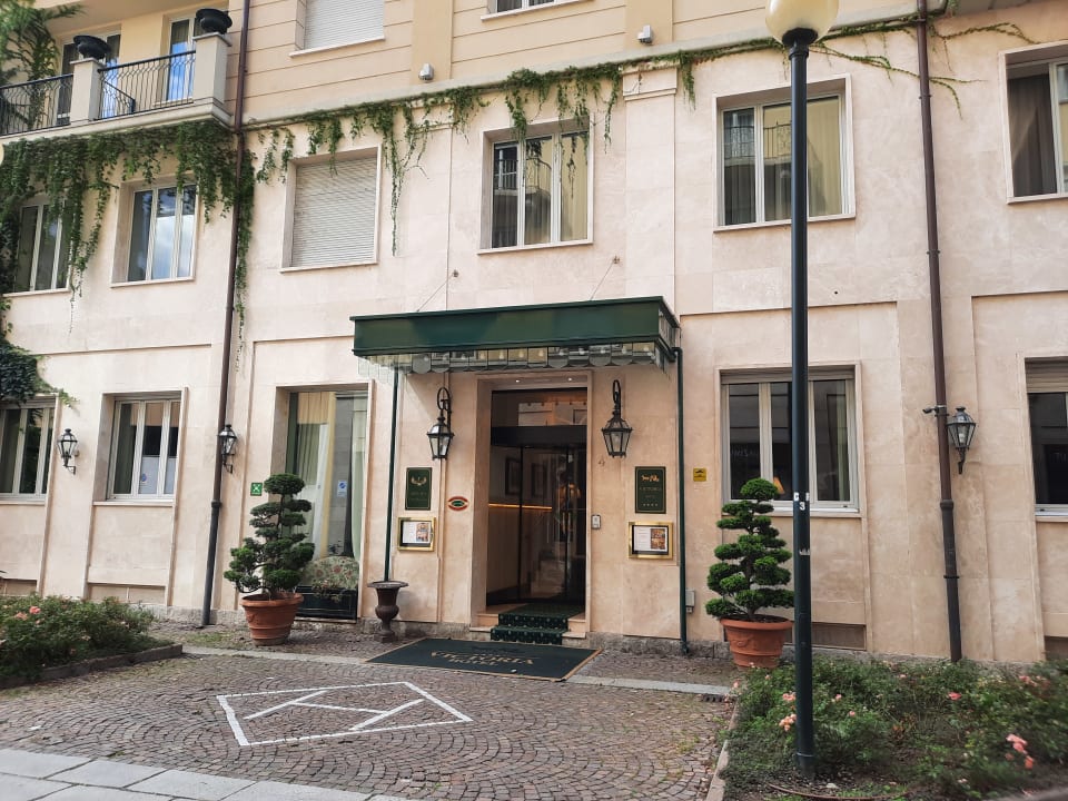 Lobby Hotel Victoria