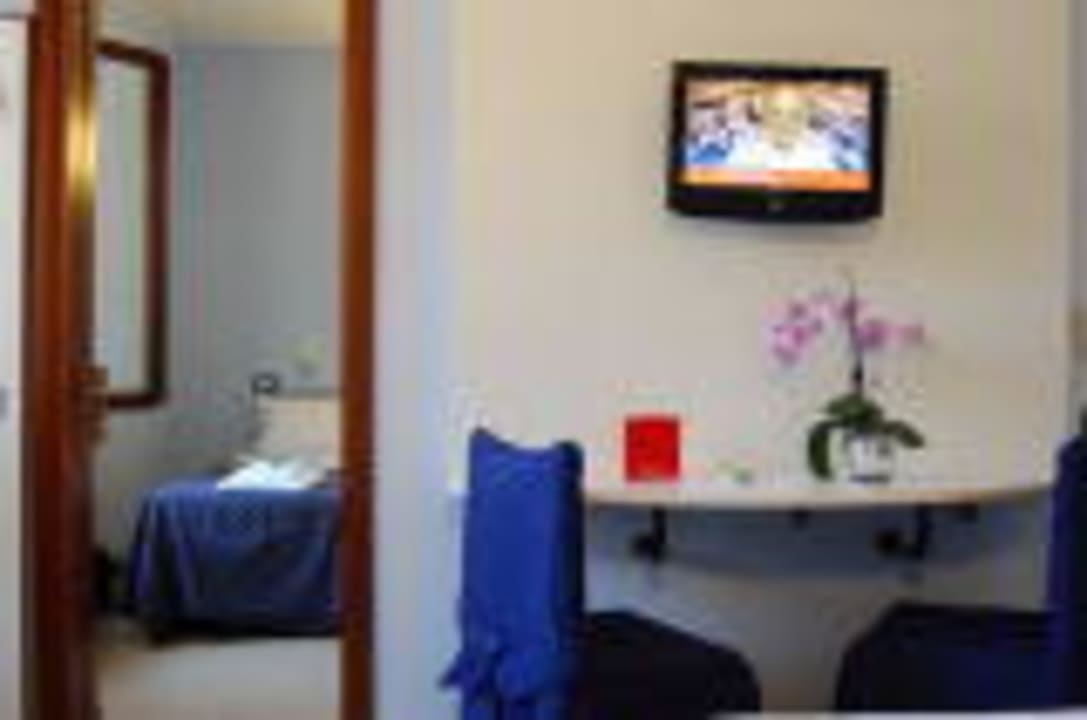 Arredo camera Hotel Albergo Visconti