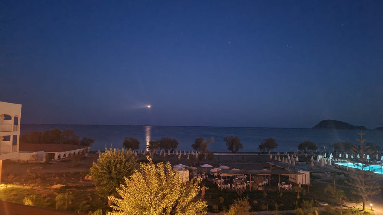 Ausblick Domes Aulūs Zante, Autograph Collection