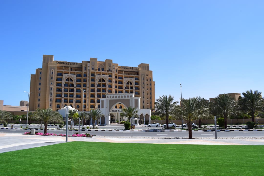 Außenansicht DoubleTree by Hilton Resort & Spa Marjan Island