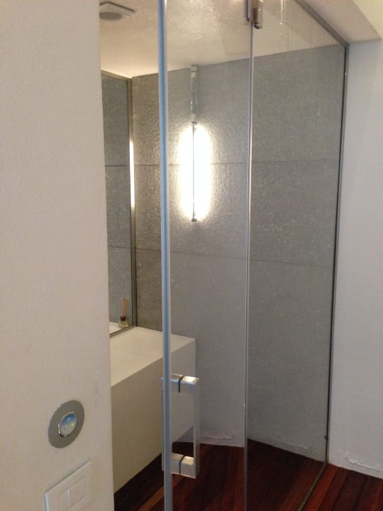 Dampfbad im Zimmer Apartments Palas Cerequio