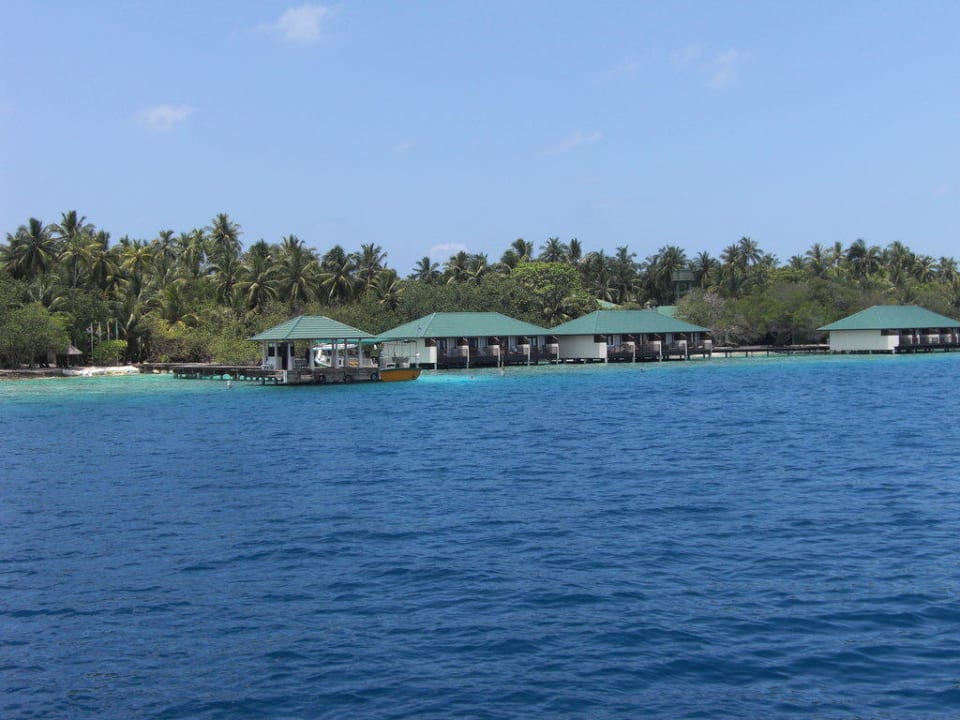 Embudu Embudu Village