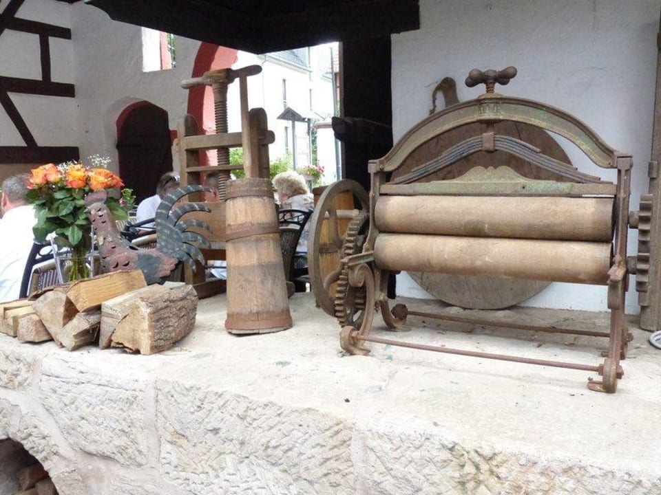 Deko im Biergarten Hotel & Gasthaus Goldener Hirsch