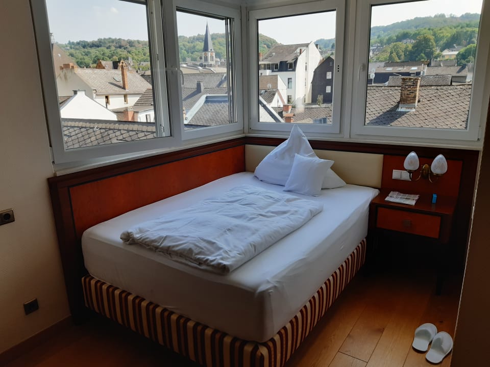 Zimmer Bellevue Rheinhotel