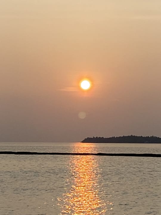 Strand Adaaran Select Meedhupparu Island Resort - Premium All Inclusive