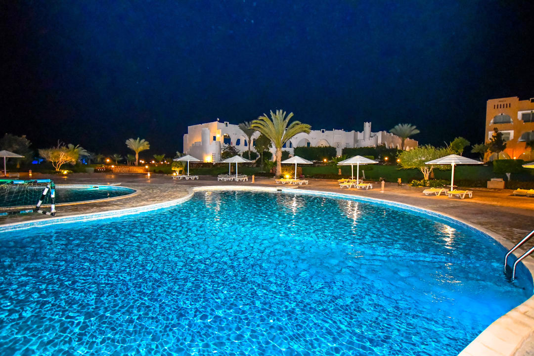 Pool Three Corners Equinox Beach Resort