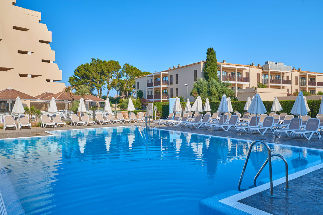 Neue Poolanlage  Protur Floriana Resort Aparthotel