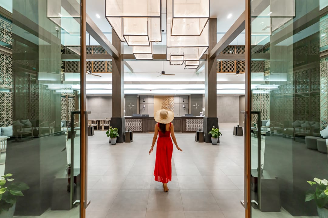 Lobby Bella Nara Phuket Naiyang Beach