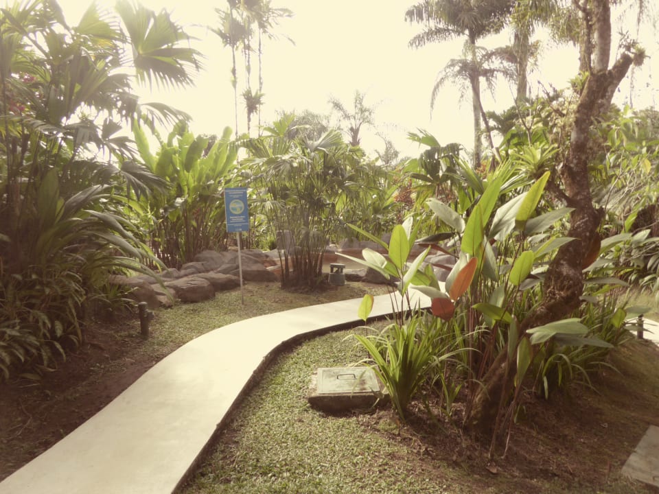 Gartenanlage Arenal Paraiso Resort Spa & Thermo Mineral Hot Springs