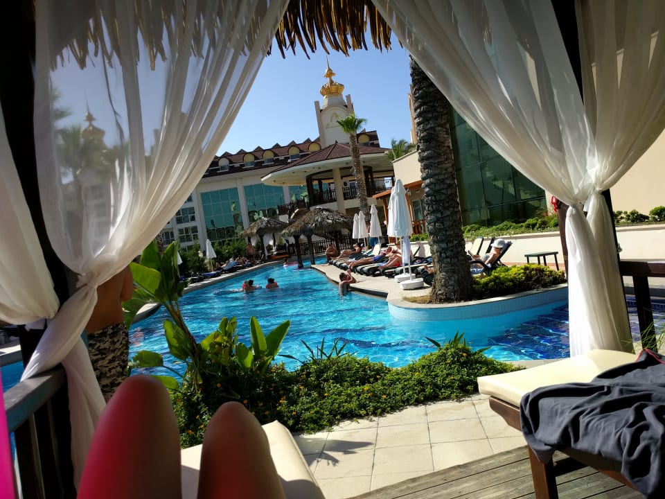 Pool Well Palace Side