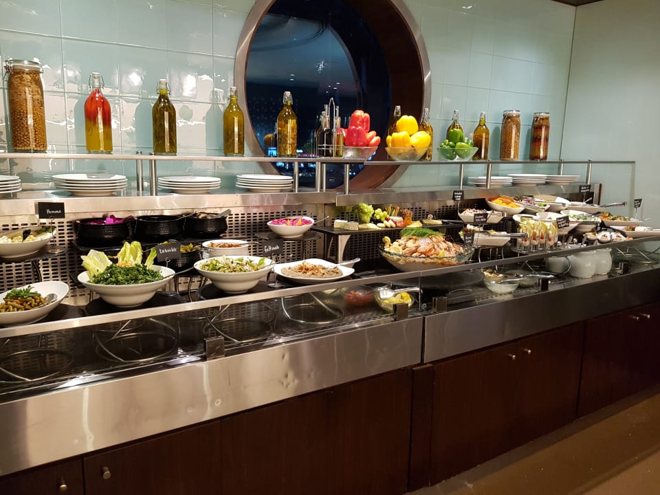 Gastro Rose Rayhaan by Rotana