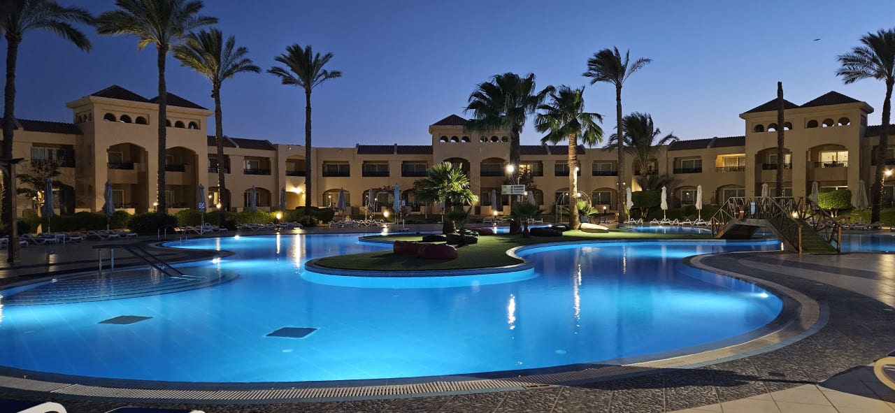 Pool Cleopatra Luxury Resort Makadi Bay