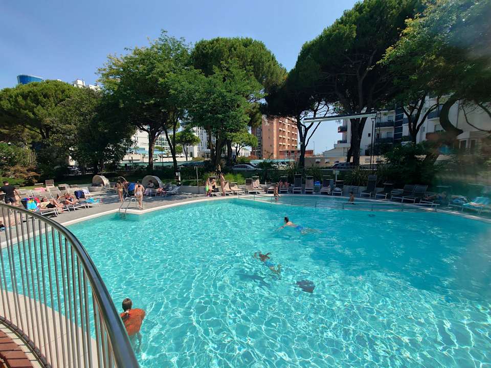 Pool Residence Serenissima