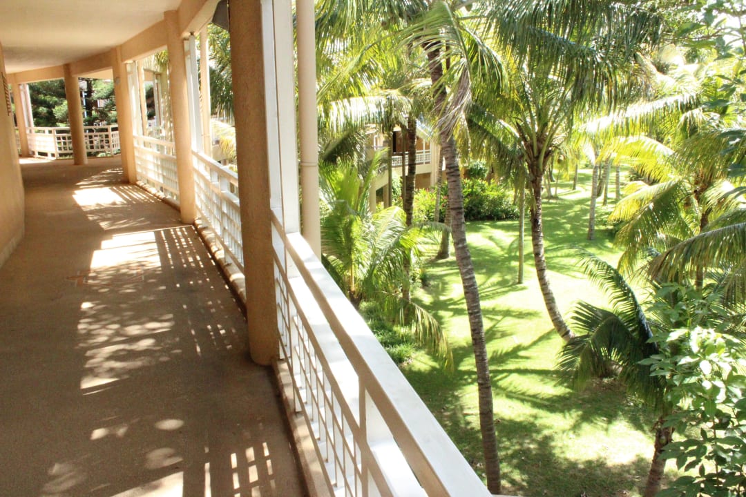 Weg zu den Zimmern Victoria Beachcomber Resort & Spa