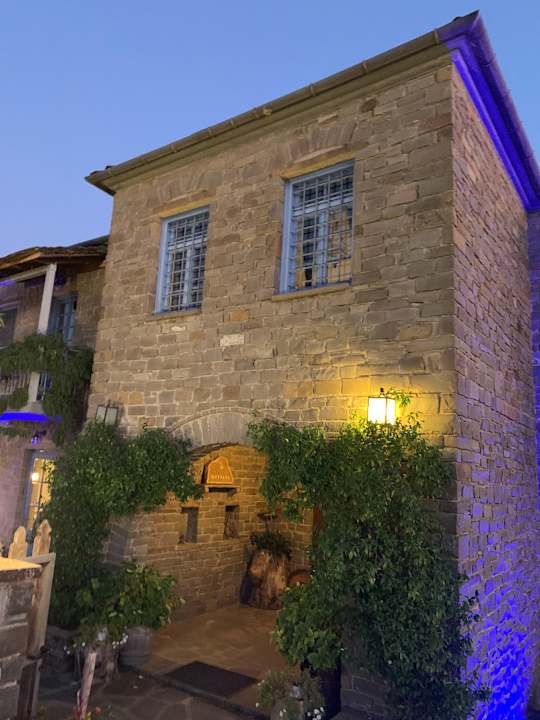 Außenansicht Petroto