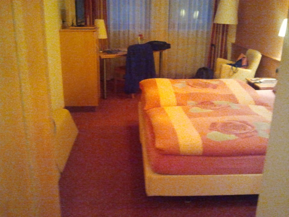 Sauberes Zimmer Berggasthof Sennhütte