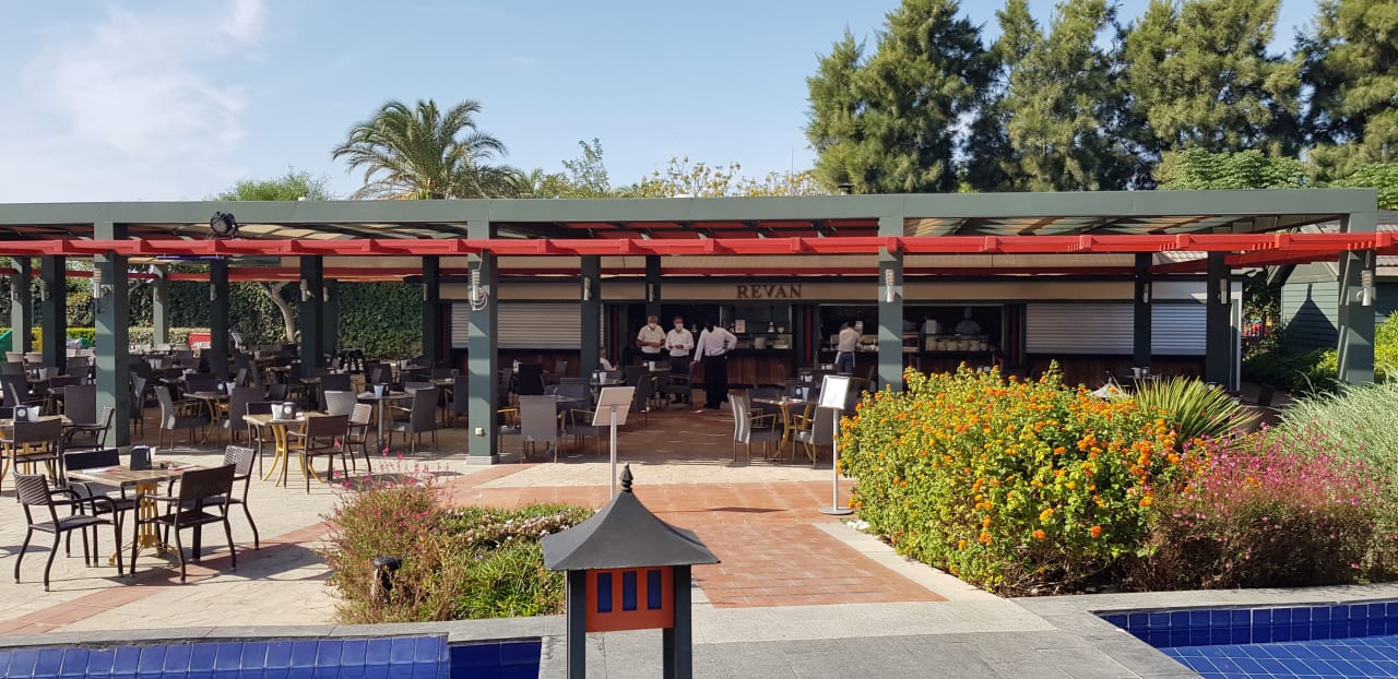 Gastro Limak Lara Deluxe Hotel & Resort