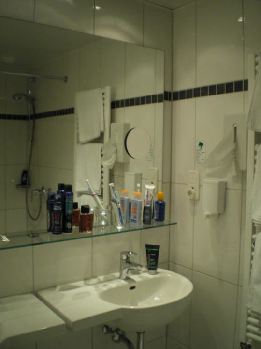 Bad - Waschbecken Garner Hotel Hamburg - Graf Moltke