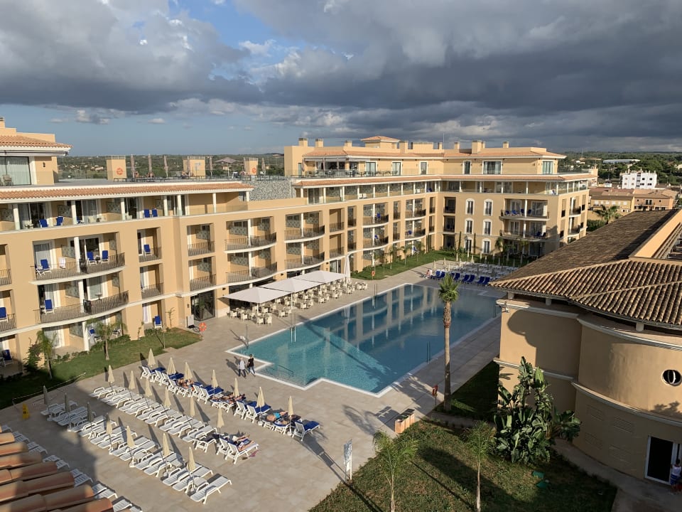 Pool Grupotel Playa de Palma Suites & Spa