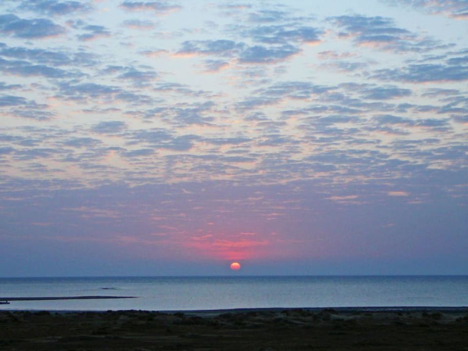 Wolkenverhangen Lahami Bay Beach Resort