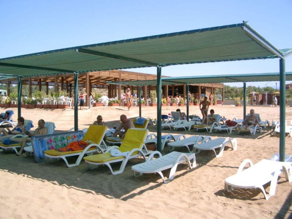 Am Hoteleigenen Strand Monachus Hotel & Spa