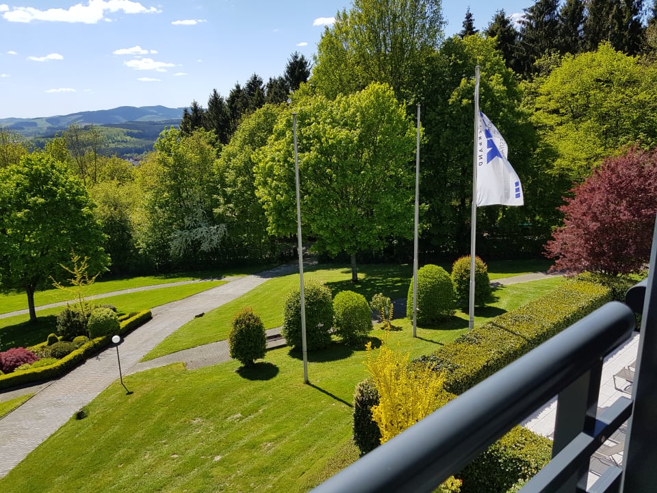 Ausblick Hotel zum Hallenberg