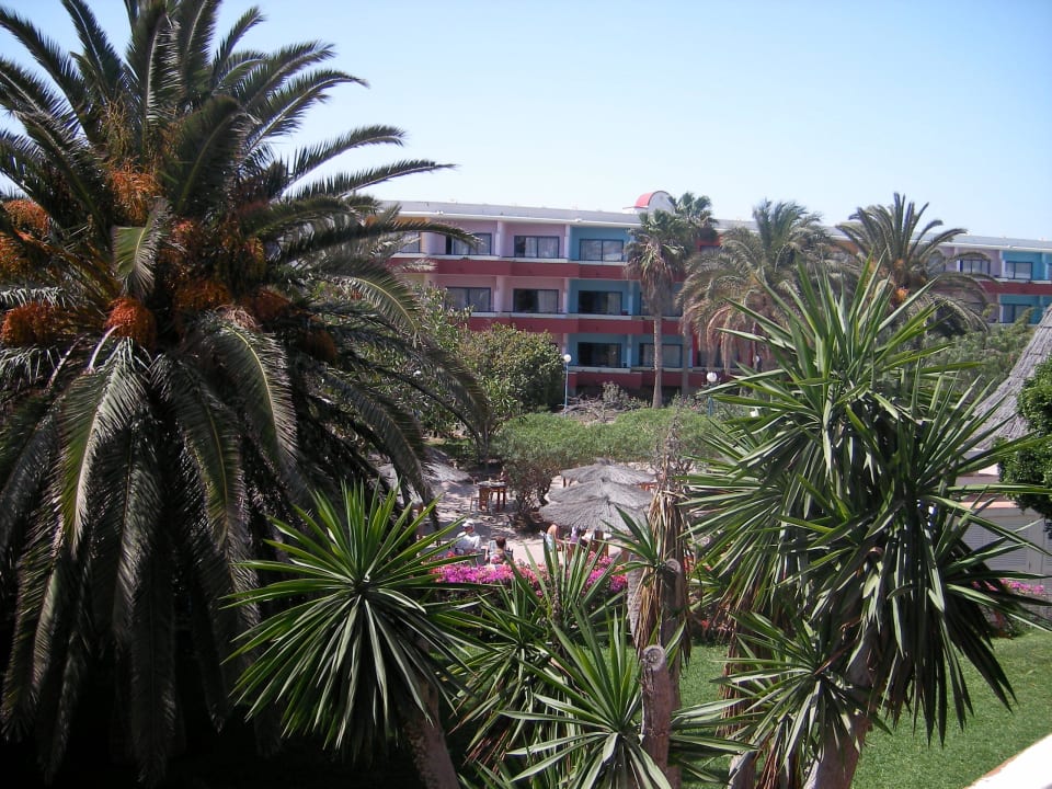Balkonblick zur Poolbar SBH Fuerteventura Playa