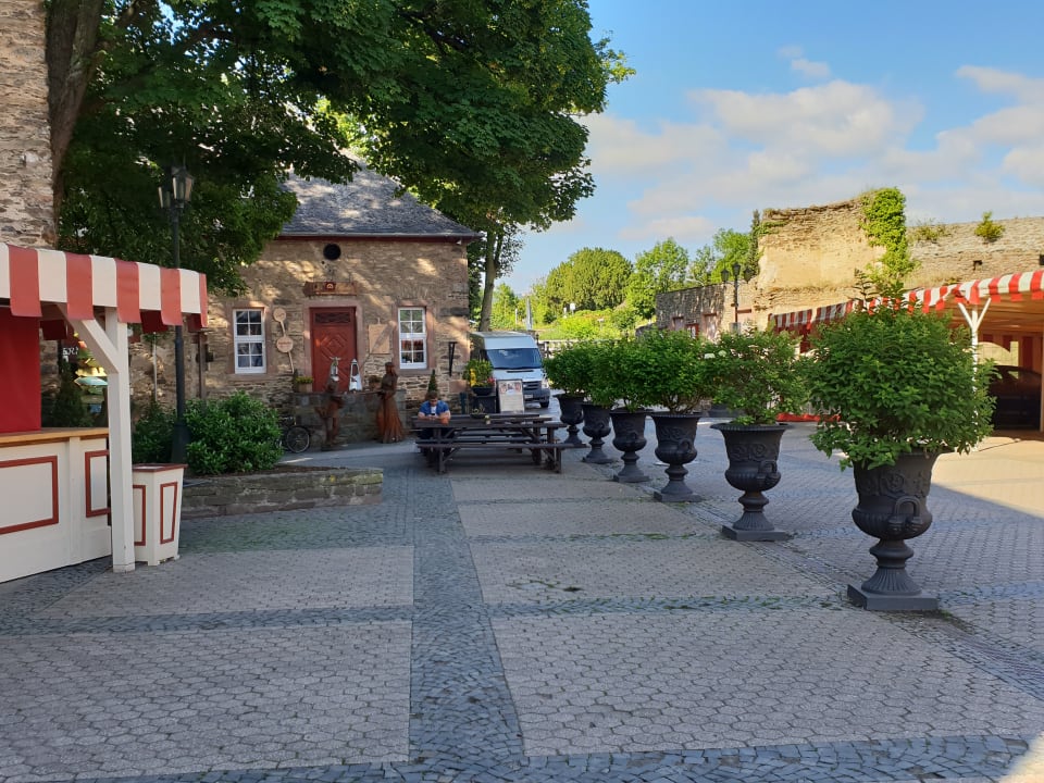 Außenansicht Hotel Schloss Rheinfels