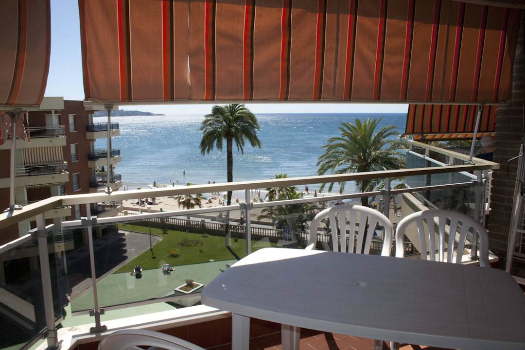 Terraza Apartment Sol de España
