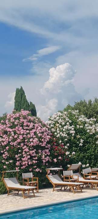 Pool Appartamenti onda etrusca la terrazza sul mare a san vincenzo