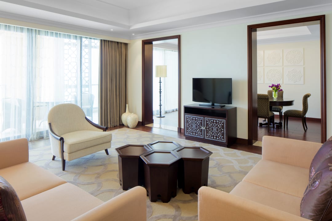 Zimmer Ajman Saray, a Luxury Collection Resort