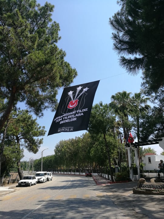 Außenansicht Pirate's Beach Club