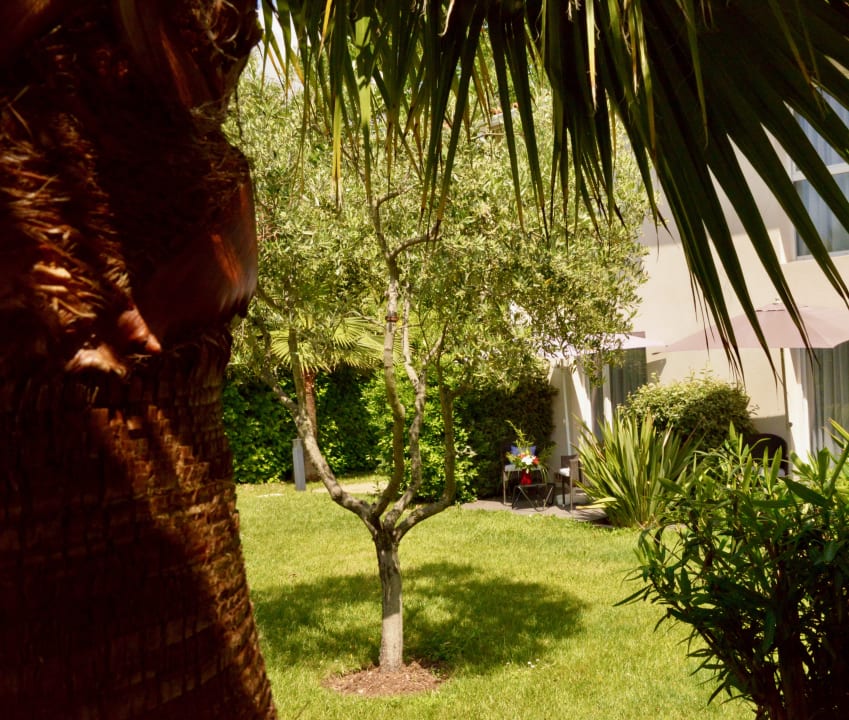 Gartenanlage Hôtel Villa Sophia