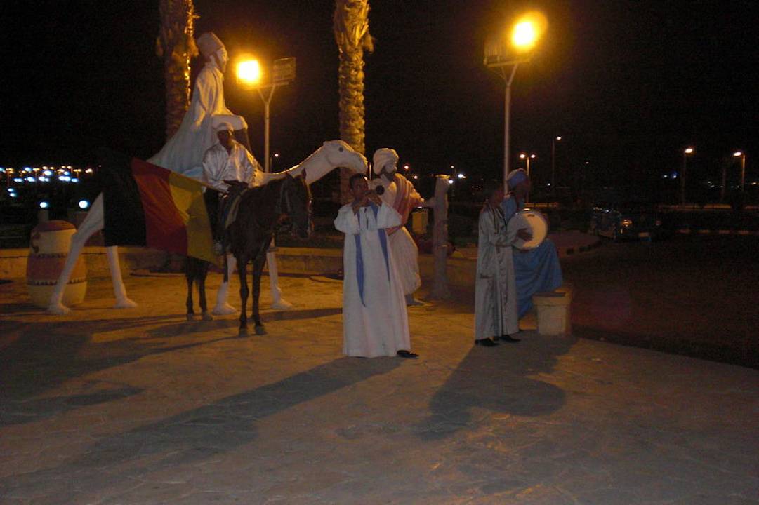 Empfangskommitee Pickalbatros Alf Leila Wa Leila Resort - Neverland Hurghada