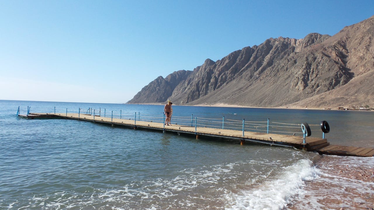 Paradies -> schönes Haus-Riff Happy Life Village