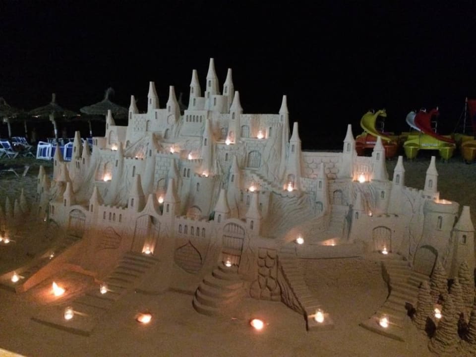 Strandkünstler - Sandschloss Zafiro Bahia