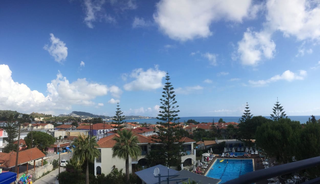 Ausblick von der Frühstücksterrasse Hotel Contessa