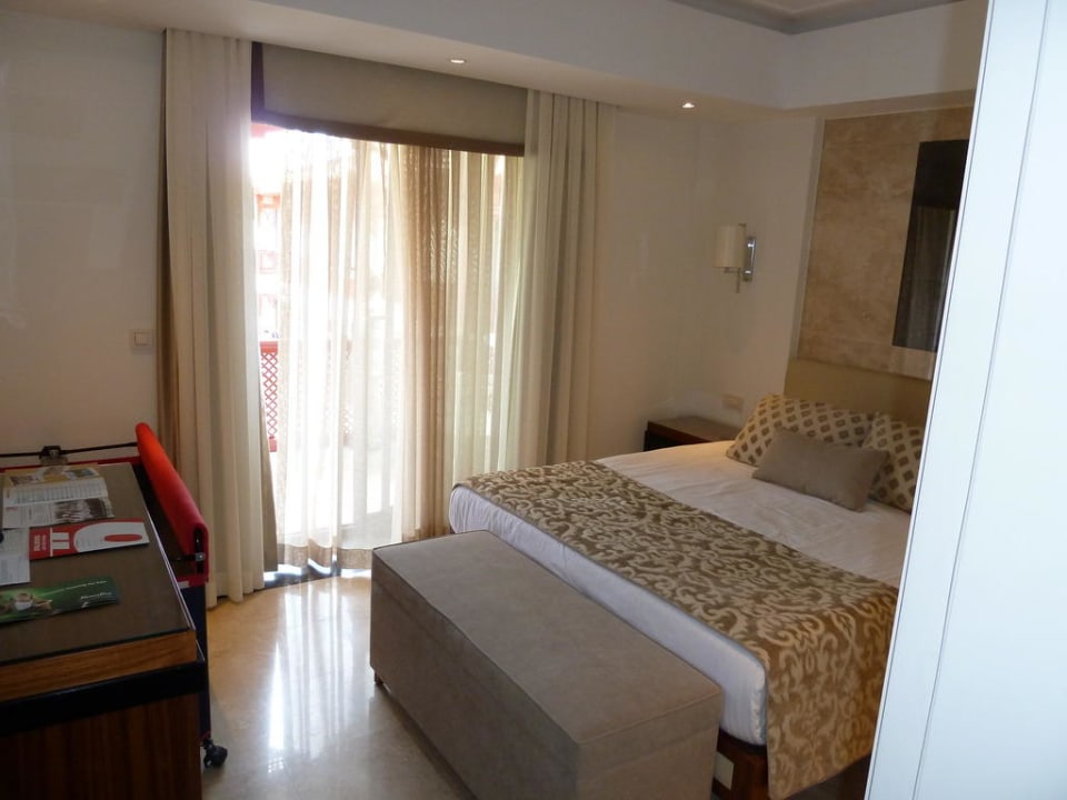 Schlafzimmer Ali Bey Club