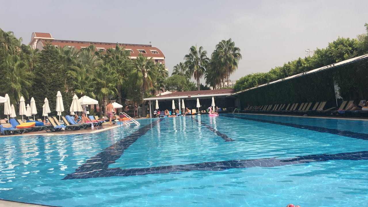 Pool Hane Family Resort