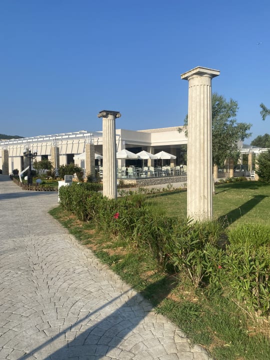 Außenansicht Sandy Villas Resort