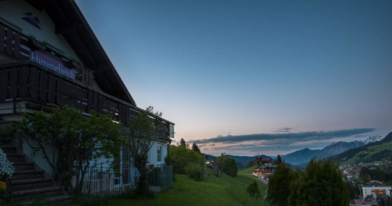 Der Ausblick vom Garten am Abend Haus Himmelreich