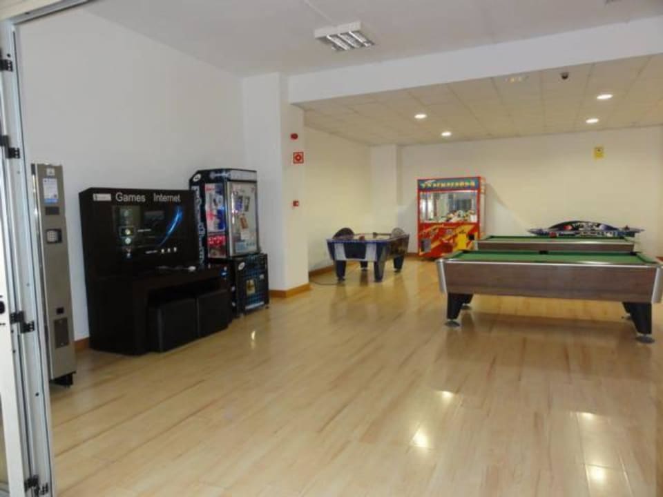 Spielraum Iberostar Waves Bouganville Playa