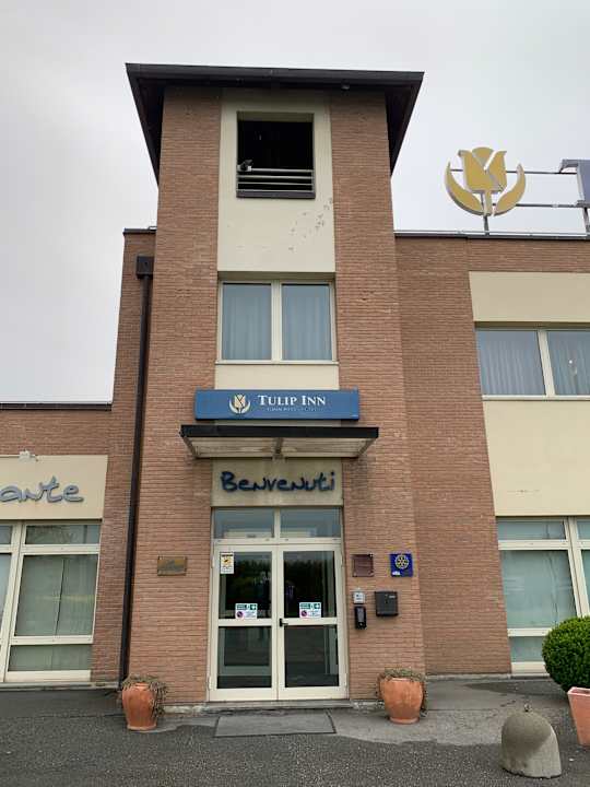 Außenansicht Tulip Inn Turin West