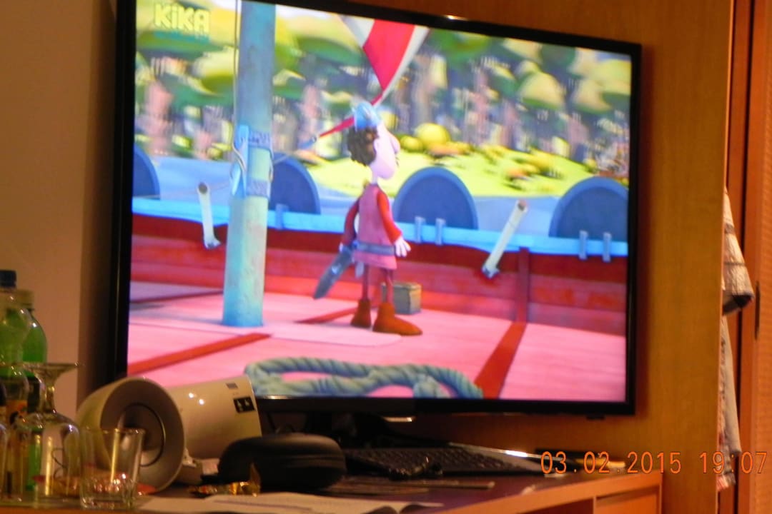Flat TV PortBlue Club Pollentia Resort & Spa