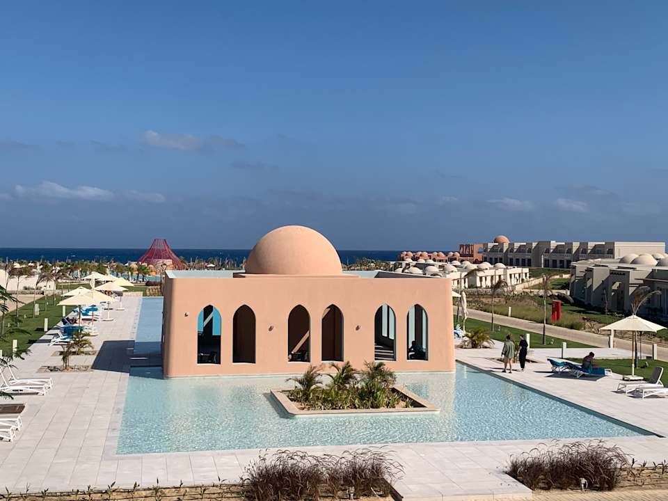 Pool Sentido Reef Oasis Suakin