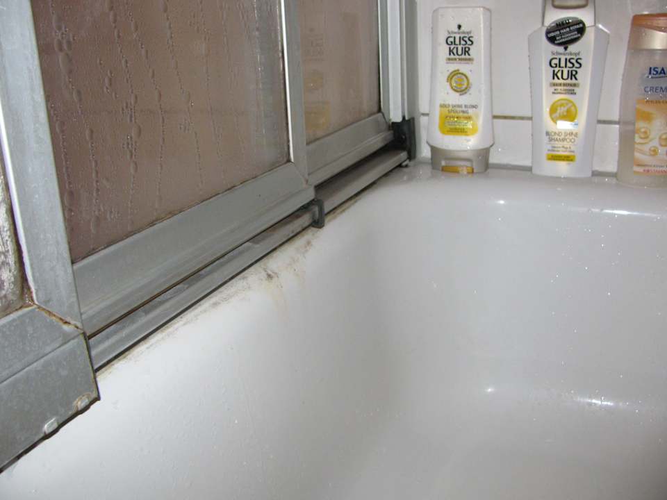 Bad - Duschkabine - Innen - Rechts Fewo 2.5 Haus Arkonablick