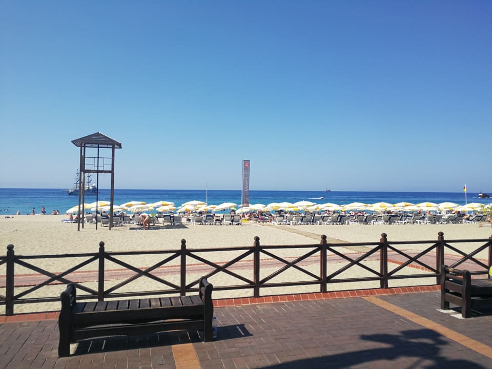 Strand Gardenia Hotel